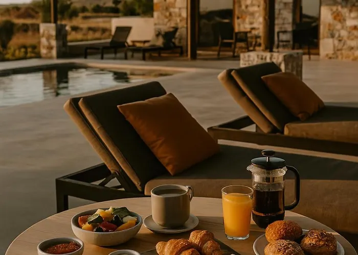 Onym Curated * Plaka (Naxos)